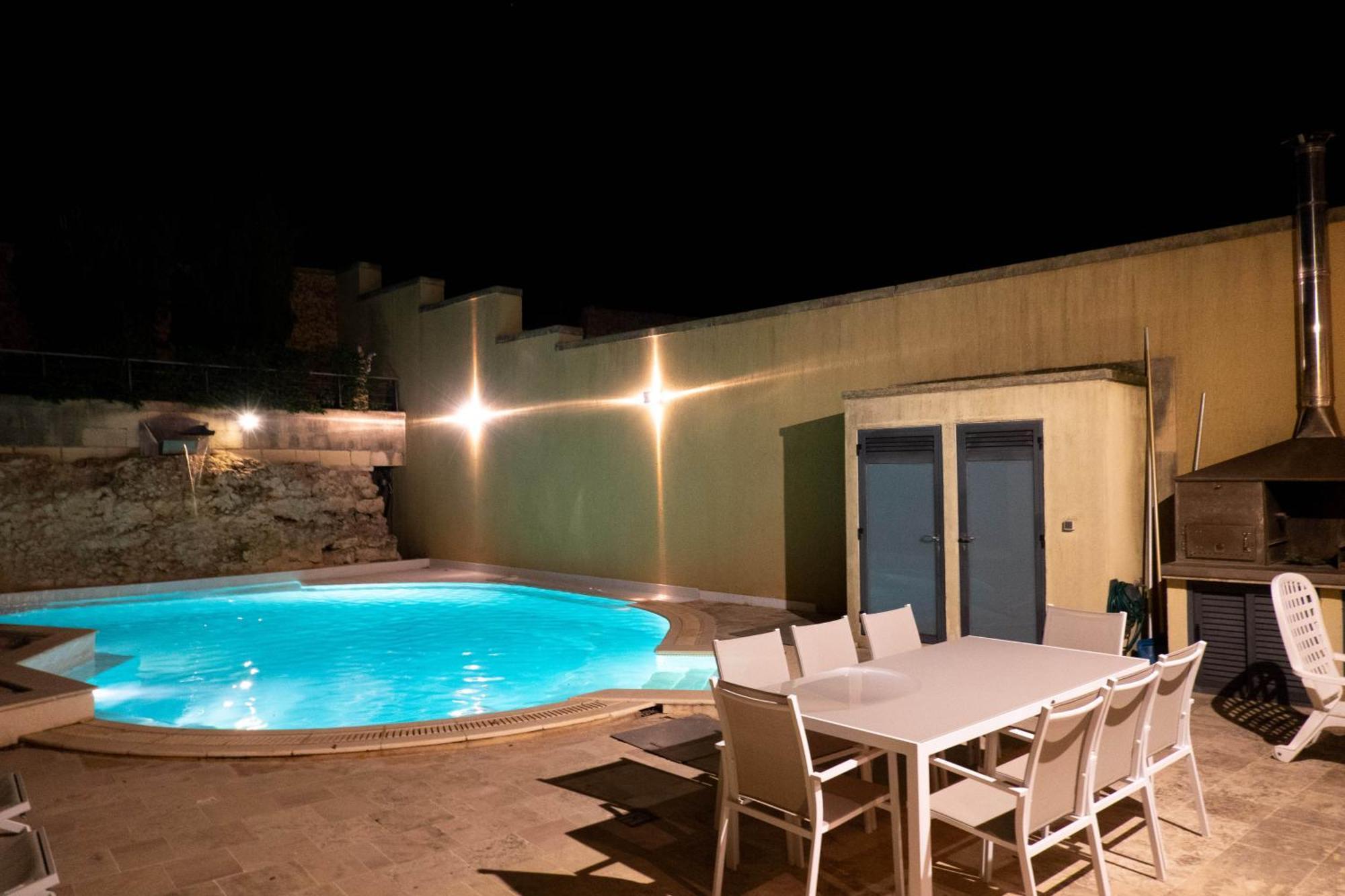 Onefifty * Xagħra
